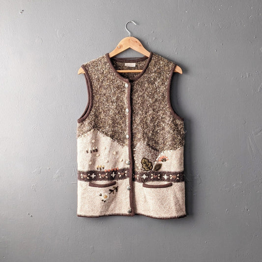90s Landhaus Cardigan Vest, Trachten Knitwear, Garden 3D Knit, Size Medium