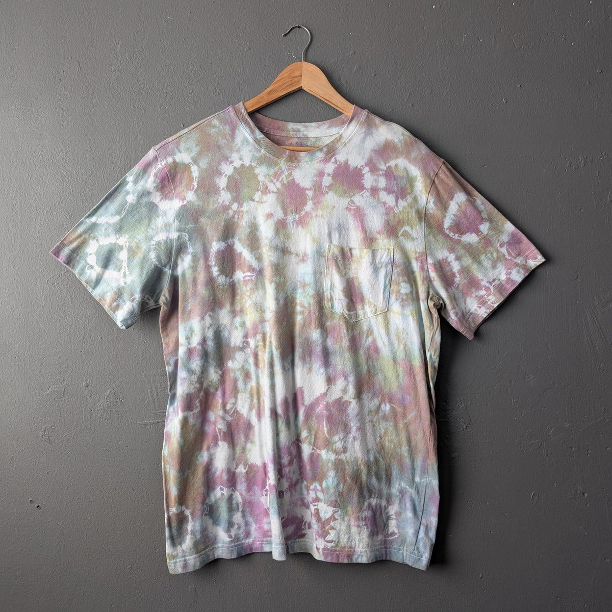 Multicoloured Tie Dye T-shirt, Size Large XL