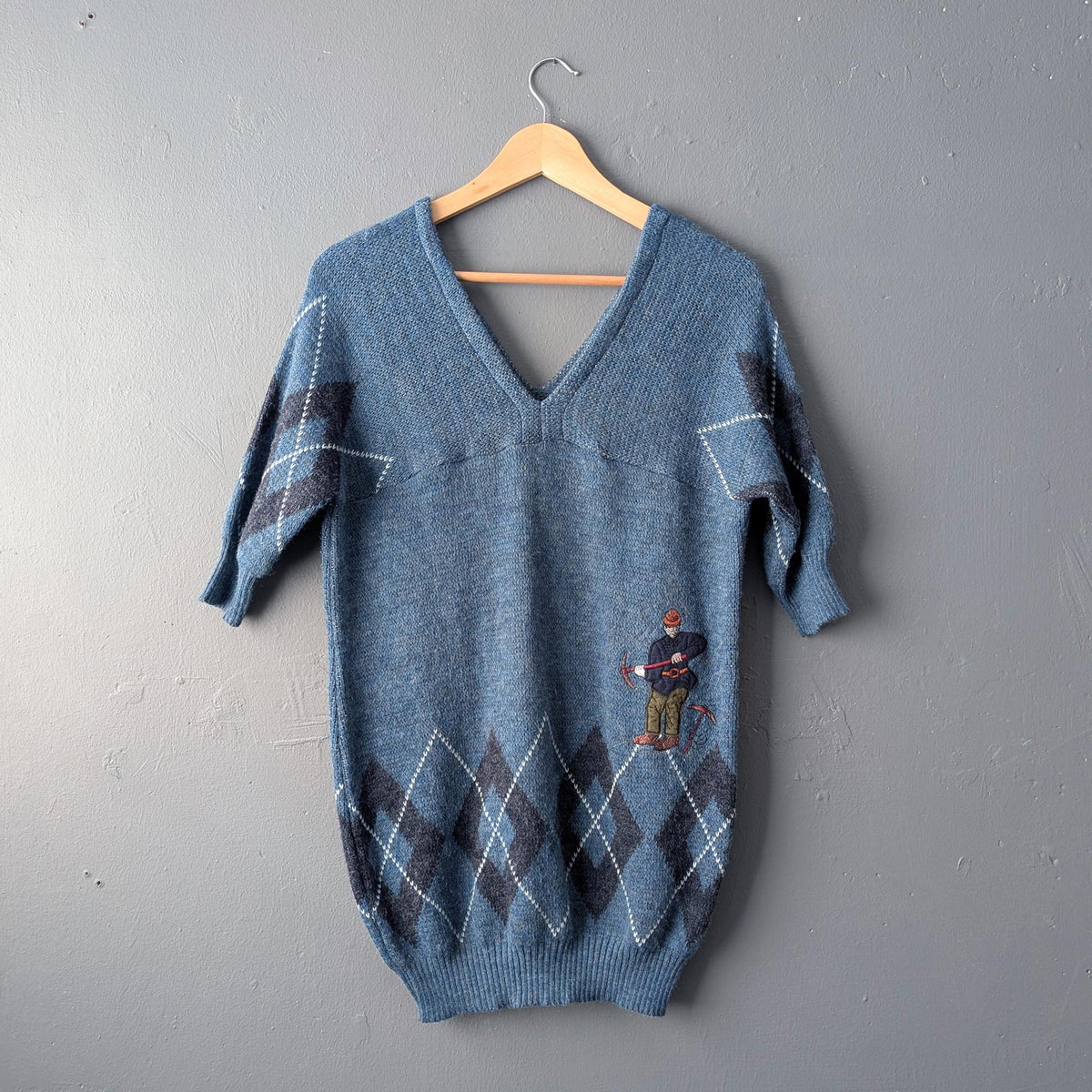 Embroidered Argyle Sweater with Alpine Climber, Size Medium