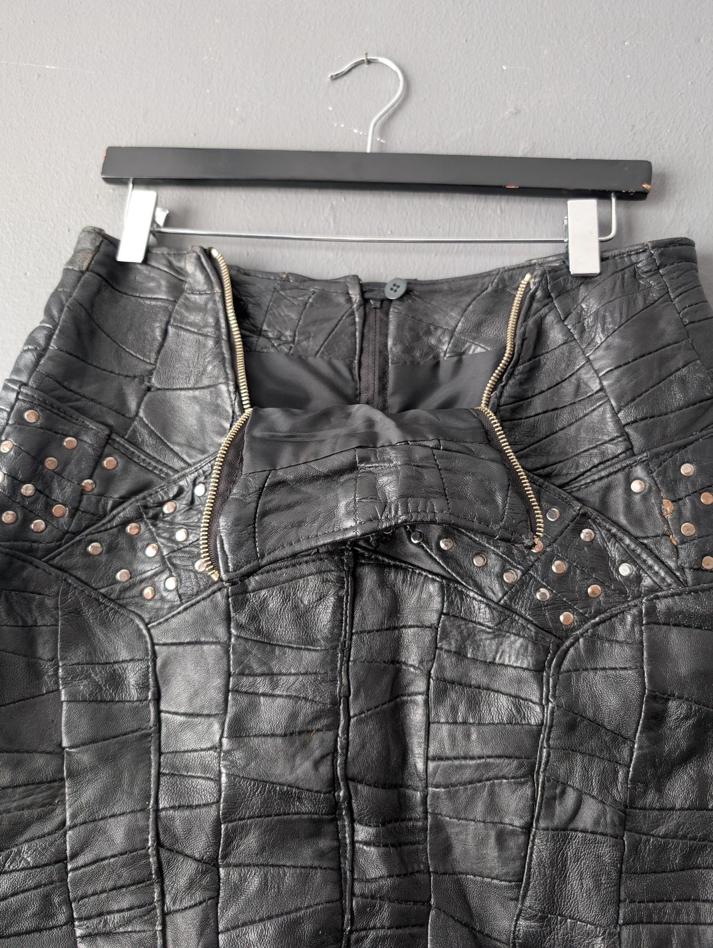 Patchwork Leather Skirt, 80s Apocalyptic Rock Chick, Gothic Miniskirt, Size Medium