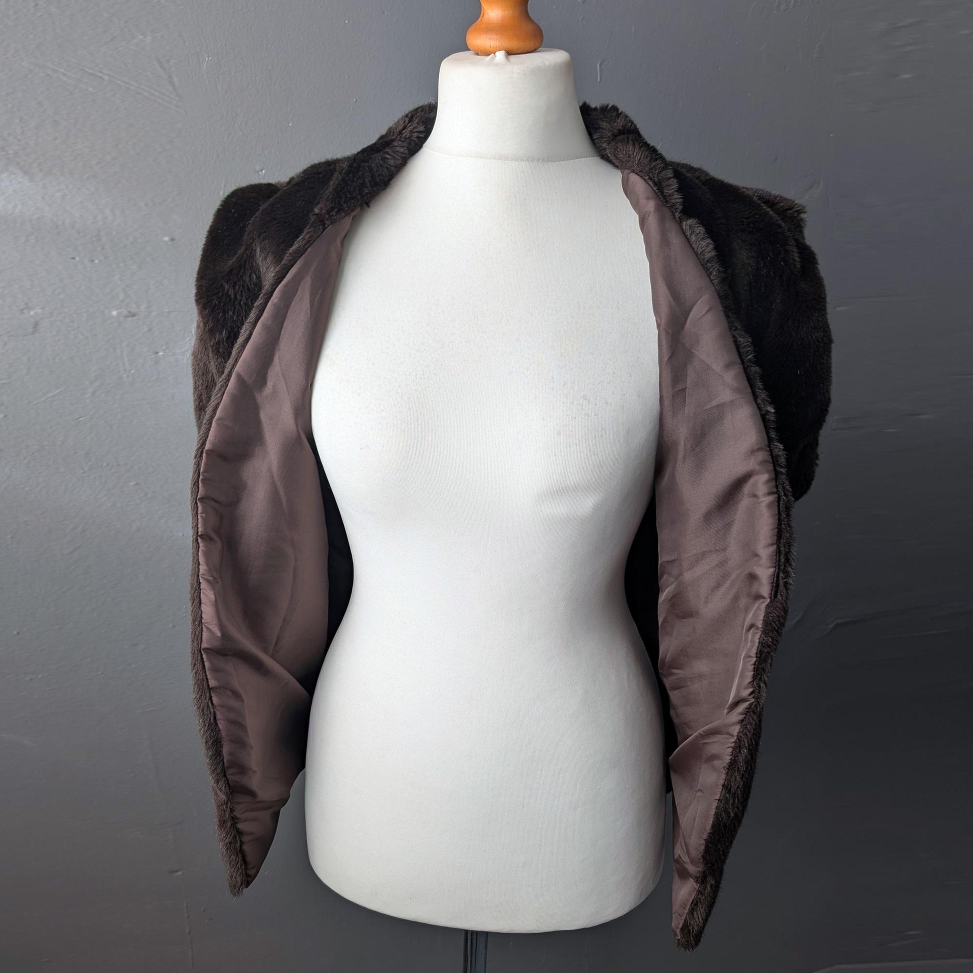 80s Dark Brown Faux Fur Gilet, Ribbed Sleeveless Jacket, Size Medium Large