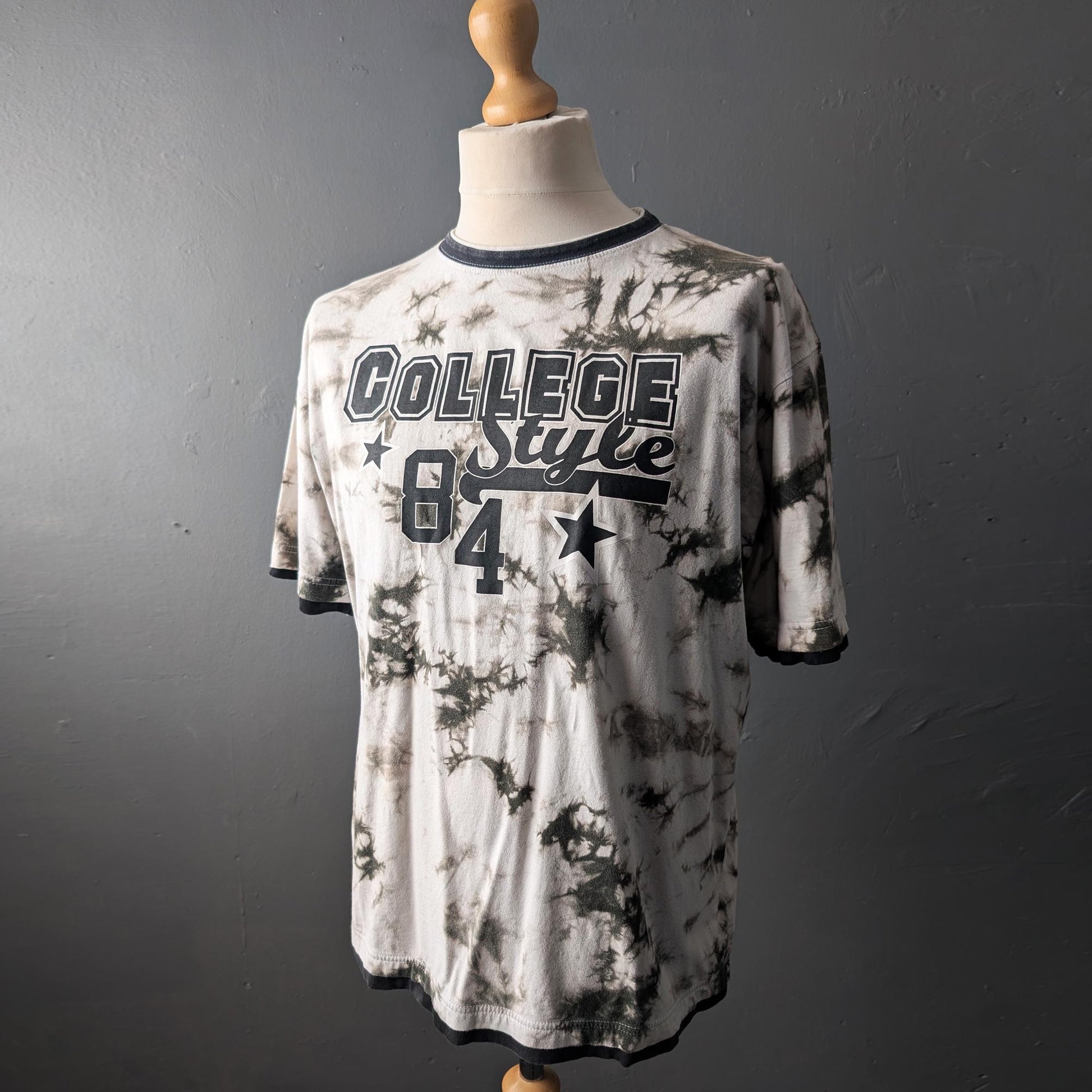 American College Style T Shirt with Marble Tie Dye, Size Large