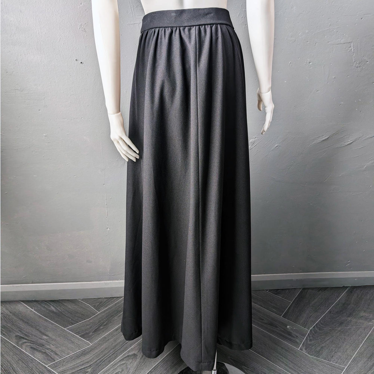 70s Crepe Maxi Skirt by Dereta London, Size Medium