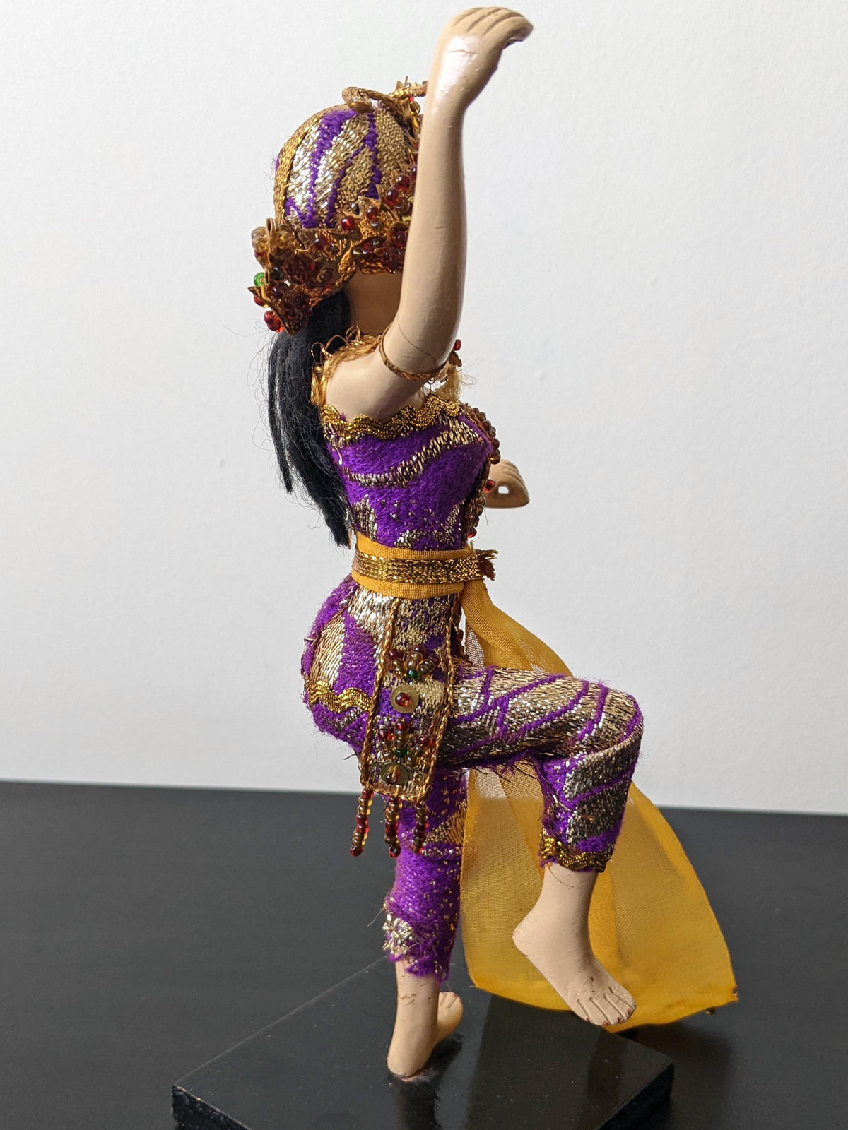 Vintage 60s Thai Temple Dancer Figurine, Traditional Lakhon Nai Costume