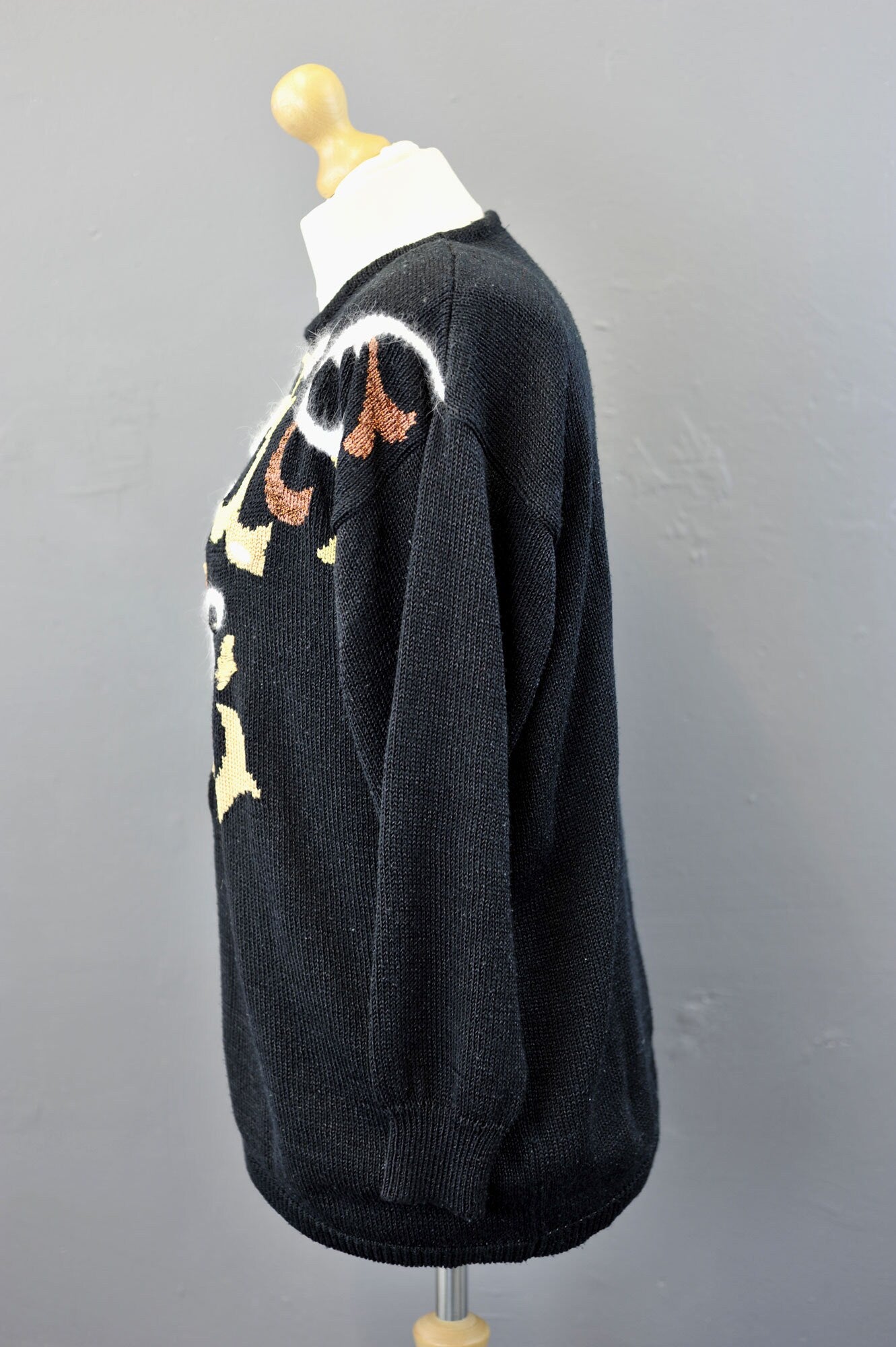 80s Sweater with Angora Curlicue Design, Kitsch Festive Flourish, Size Large XL