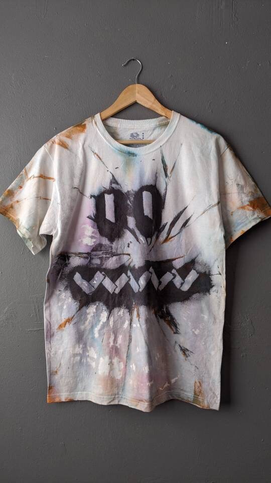 Scary Cartoon Face Tie Dye T-shirt, Size Medium