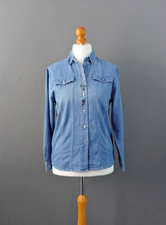80s Embroidered Chambray Denim Shirt, Oktoberfest Trachten with Alpine Flowers, Size Medium