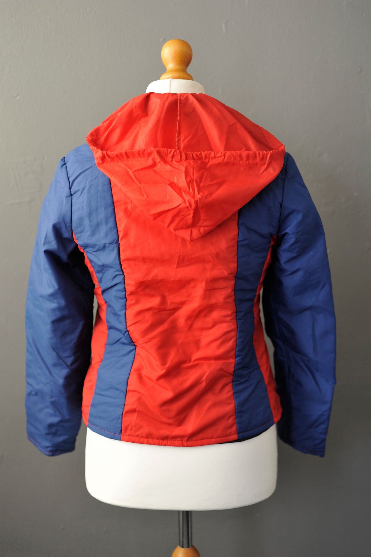 Ladies 70s Ski Jacket, Winter Sports Coat, Size Medium