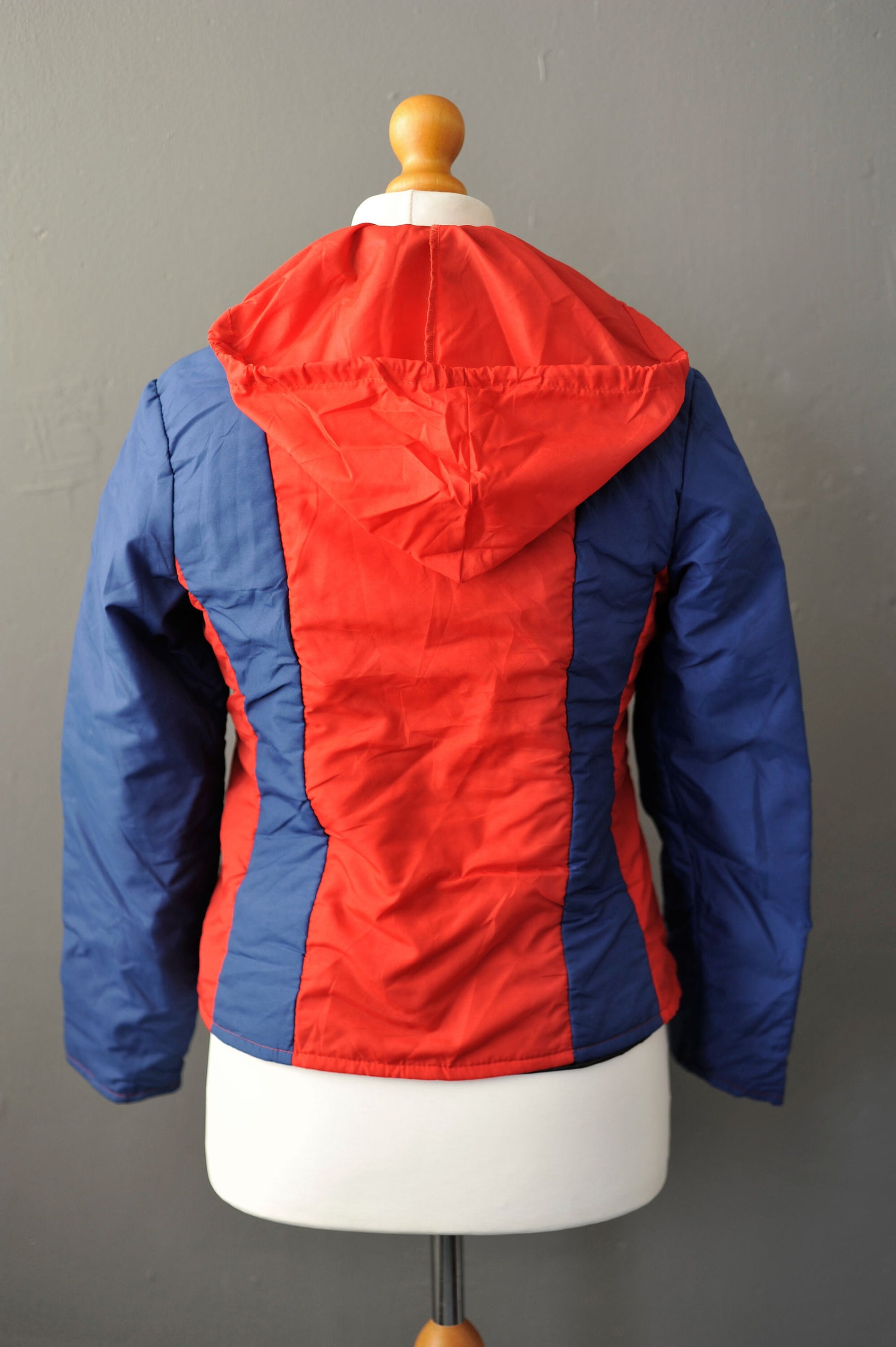 Ladies 70s Ski Jacket, Winter Sports Coat, Size Medium
