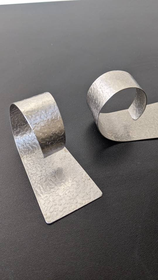 Pair of Vintage Modernist Napkin Rings, Plated Spiral Serviette Holders