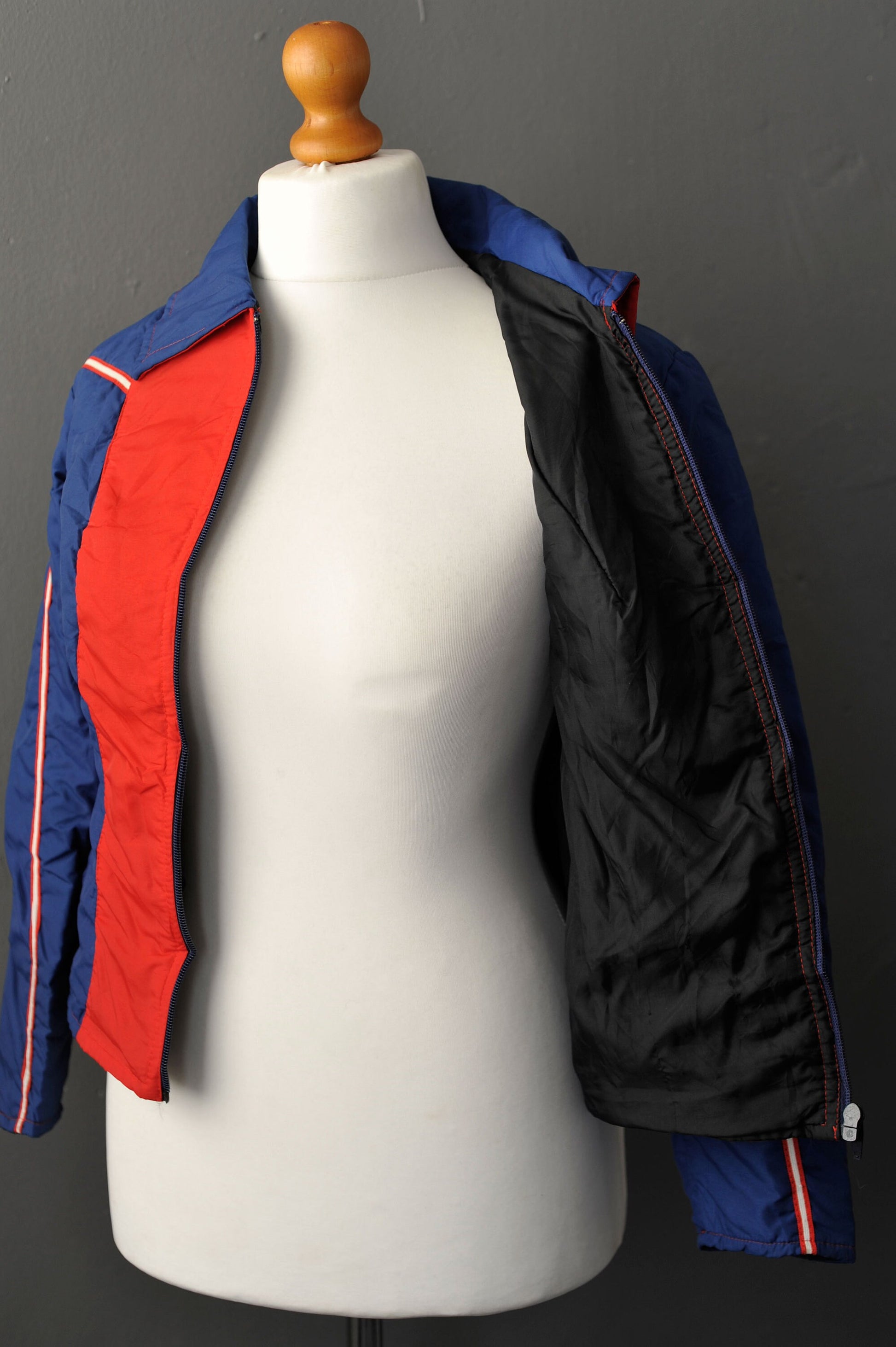 Ladies 70s Ski Jacket, Winter Sports Coat, Size Medium