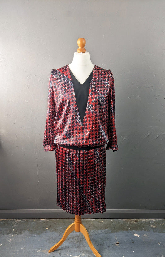 80s Houndstooth Satin Pleated Dress with Twenties Inspired Drop Waist, Size Medium