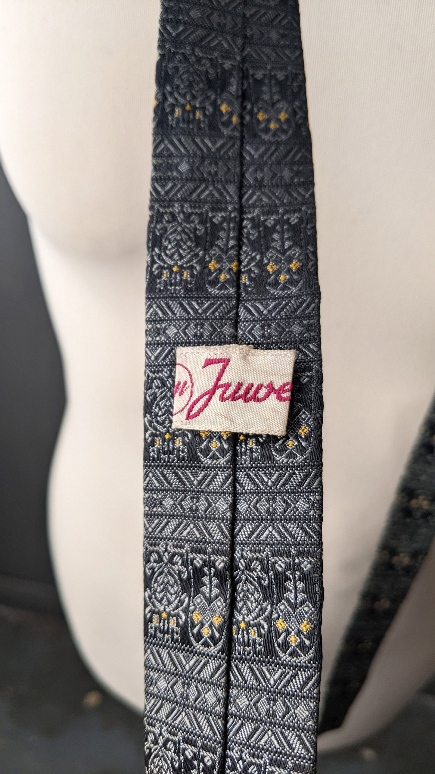 Vintage Skinny Gunmetal Grey Tie, 60s Geometric Mid Century Necktie