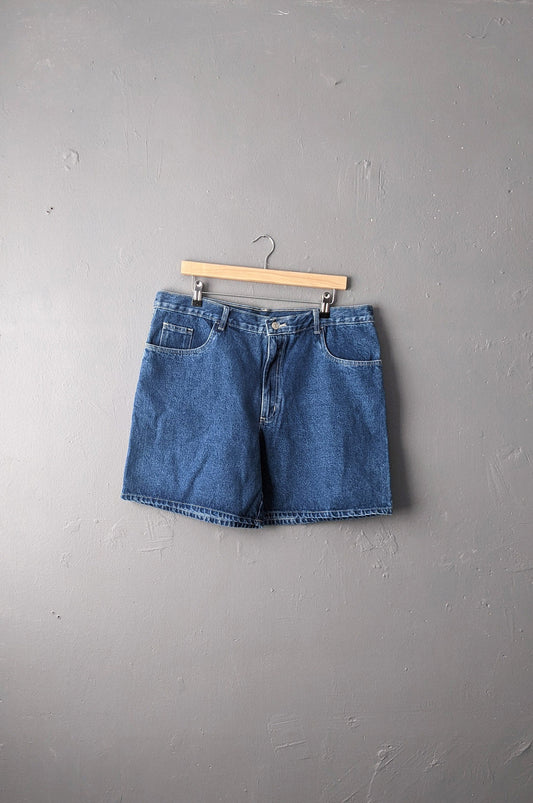 Mens Vintage Denim Shorts, Y2K Beach Shorts, Size Medium W38