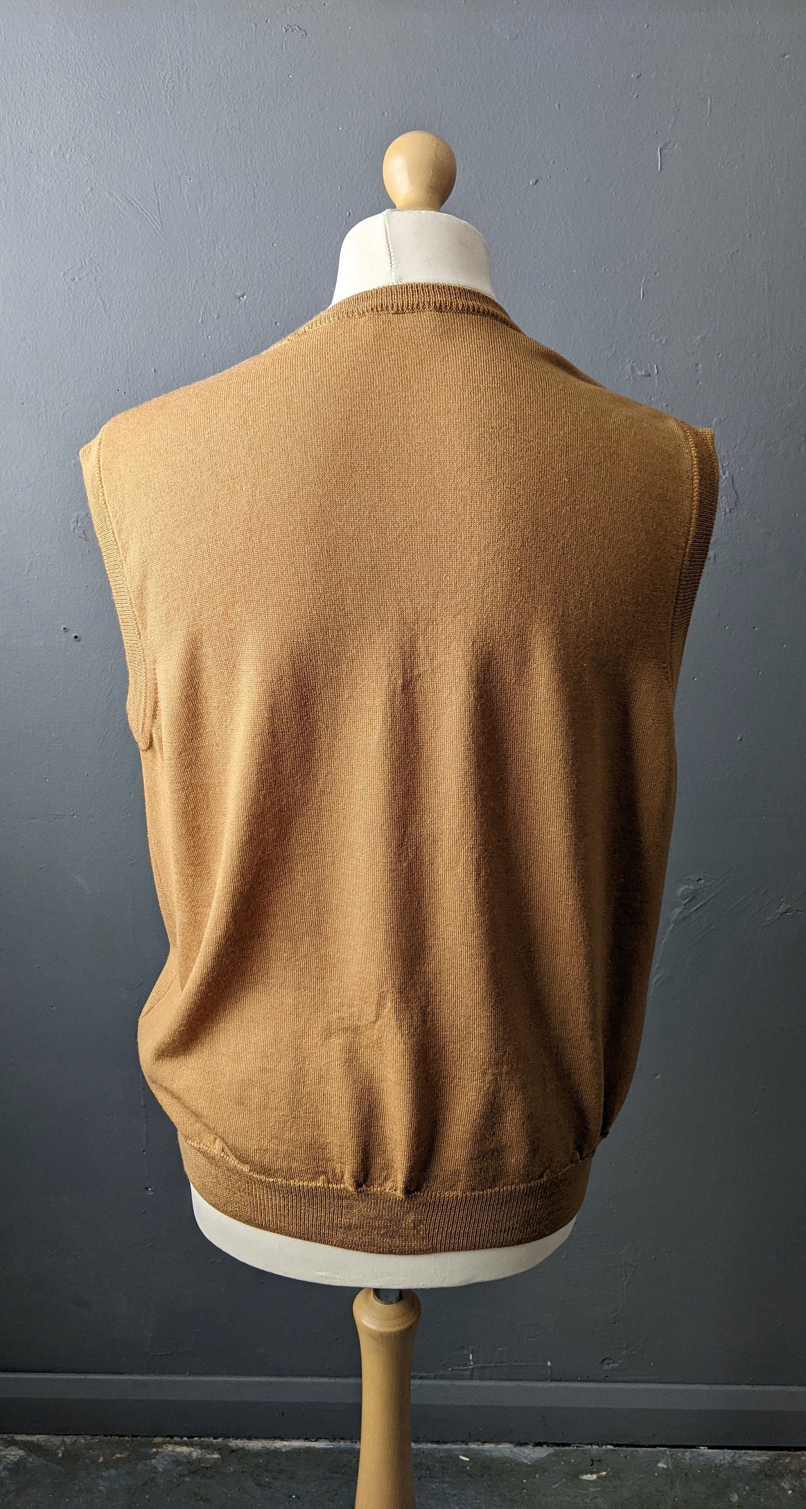 Mens 90s Wool Tank Top by Peter Hahn, Caramel V Neck Knitted Vest, Size Large 46 Chest