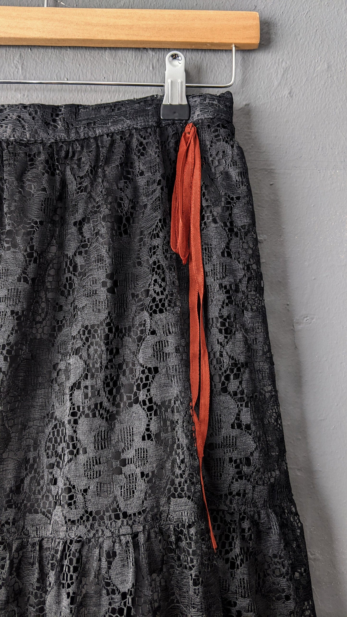 80s Black Tiered Lace Skirt by C&A, Gothic Gypsy, Dark Bohemian, Size Small