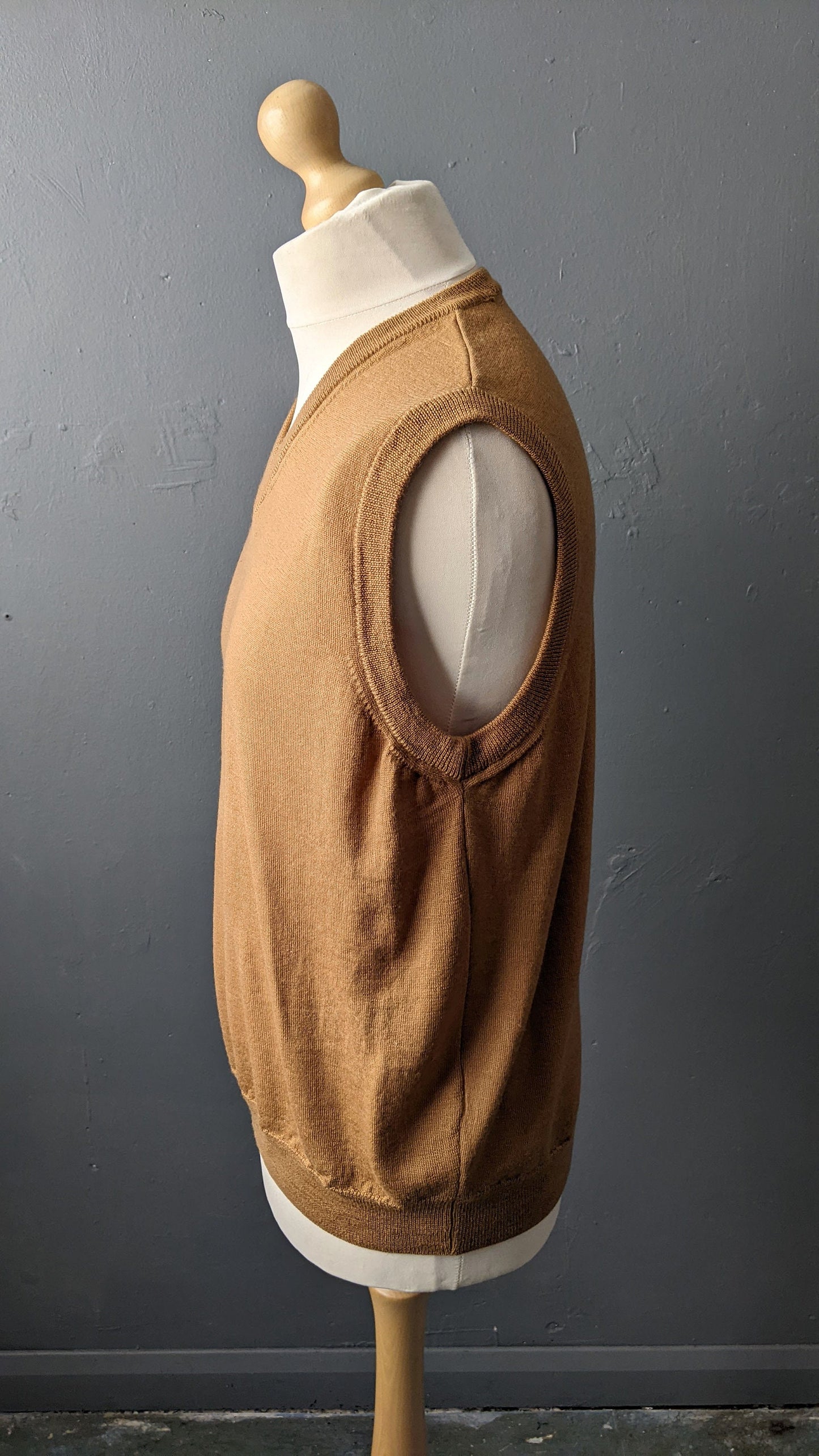 Mens 90s Wool Tank Top by Peter Hahn, Caramel V Neck Knitted Vest, Size Large 46 Chest