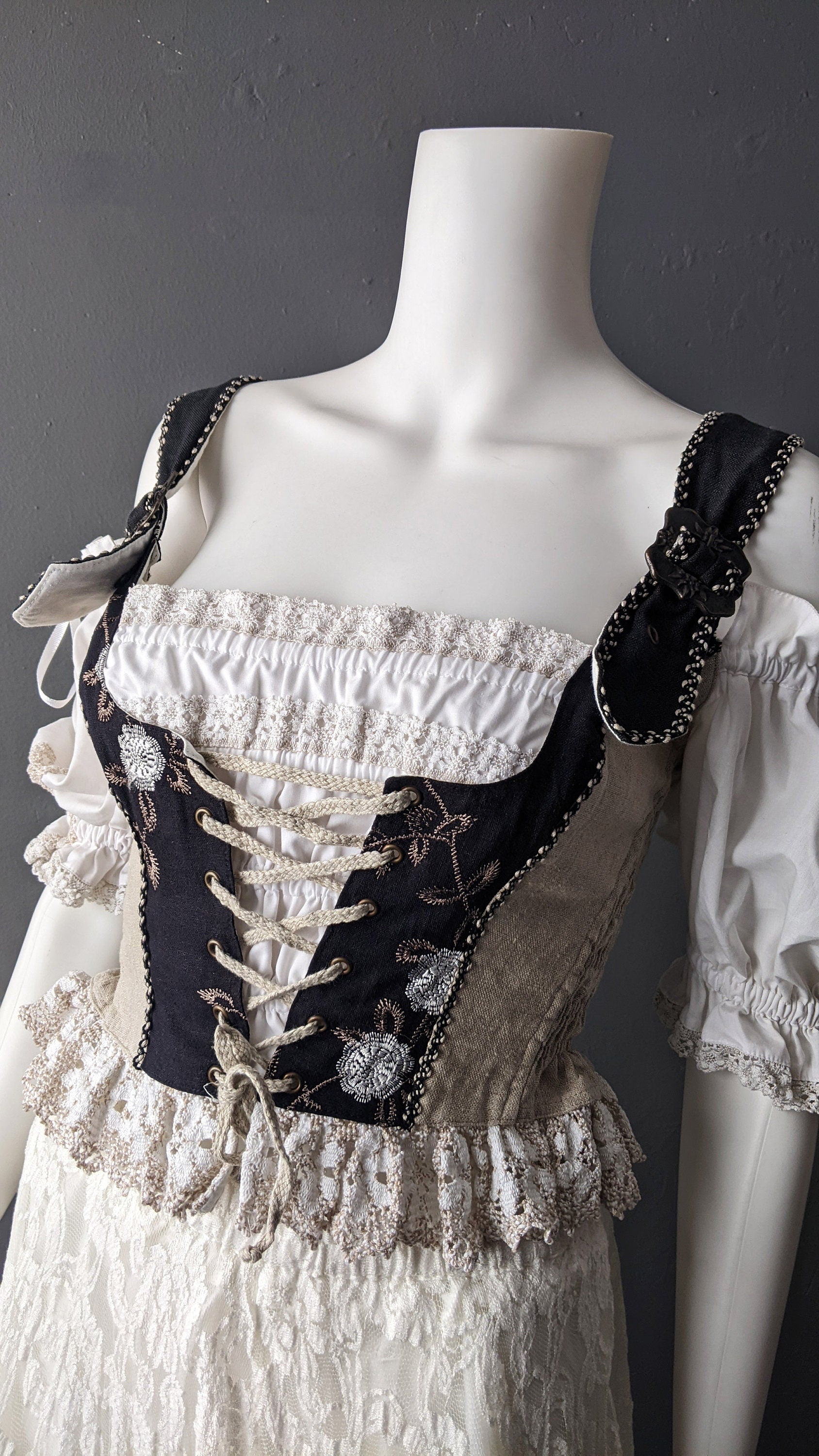 Linen Dirndl Corsage by Landhaus C&A Naturally, Trachtenmieder, German Folk Costume, Size Small