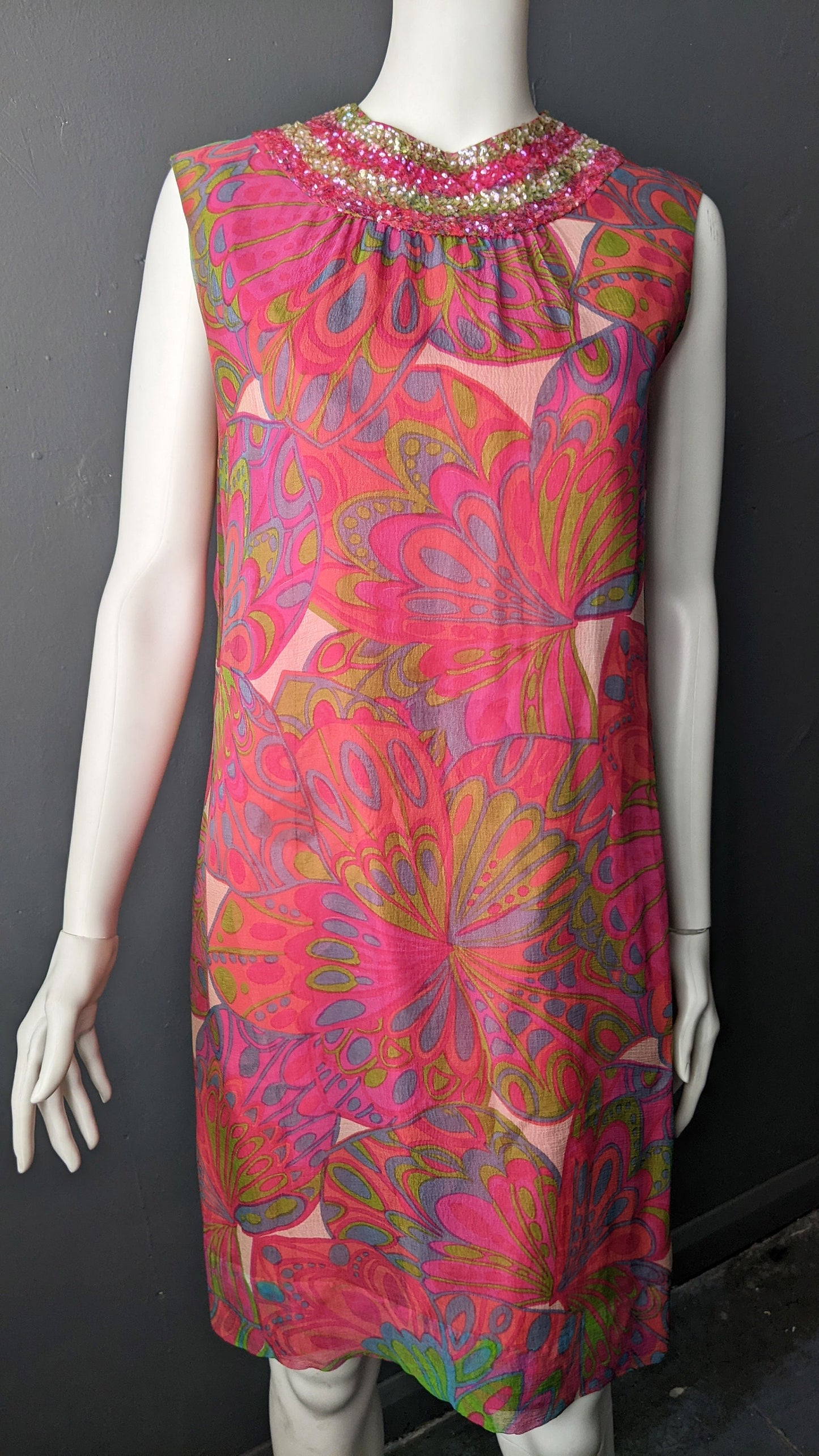 60s Psychedelic Silk Shift Dress with Sequin Collar by Robert Dorland of London, Size Small Medium
