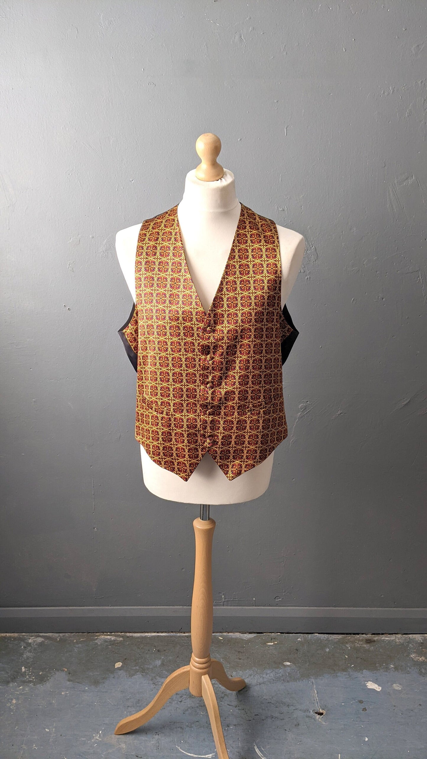 Vintage Mens Silk Waistcoat by Past Times, Pugin Gothic Revival Grooms Vest, Size Large