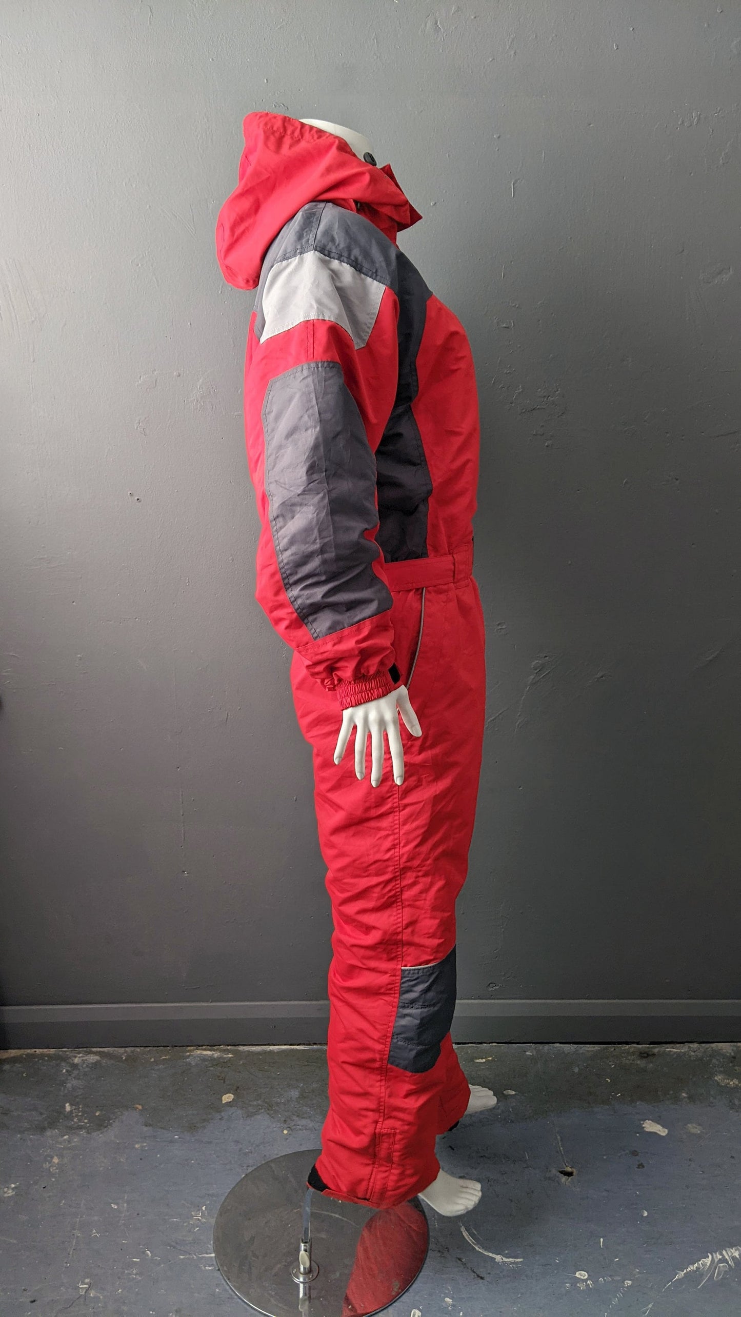Vintage Ski Suit, Y2K One Piece Snow Jumpsuit, Retro Winter Sports Snowboarding M L