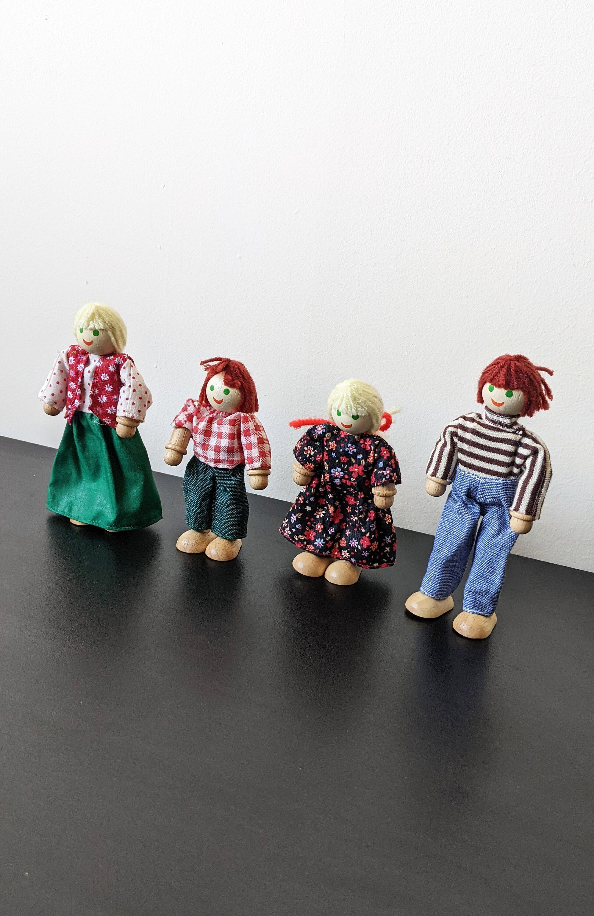 Vintage Family of Little Wooden Figures, Scandi Poseable Primitive Dolls.