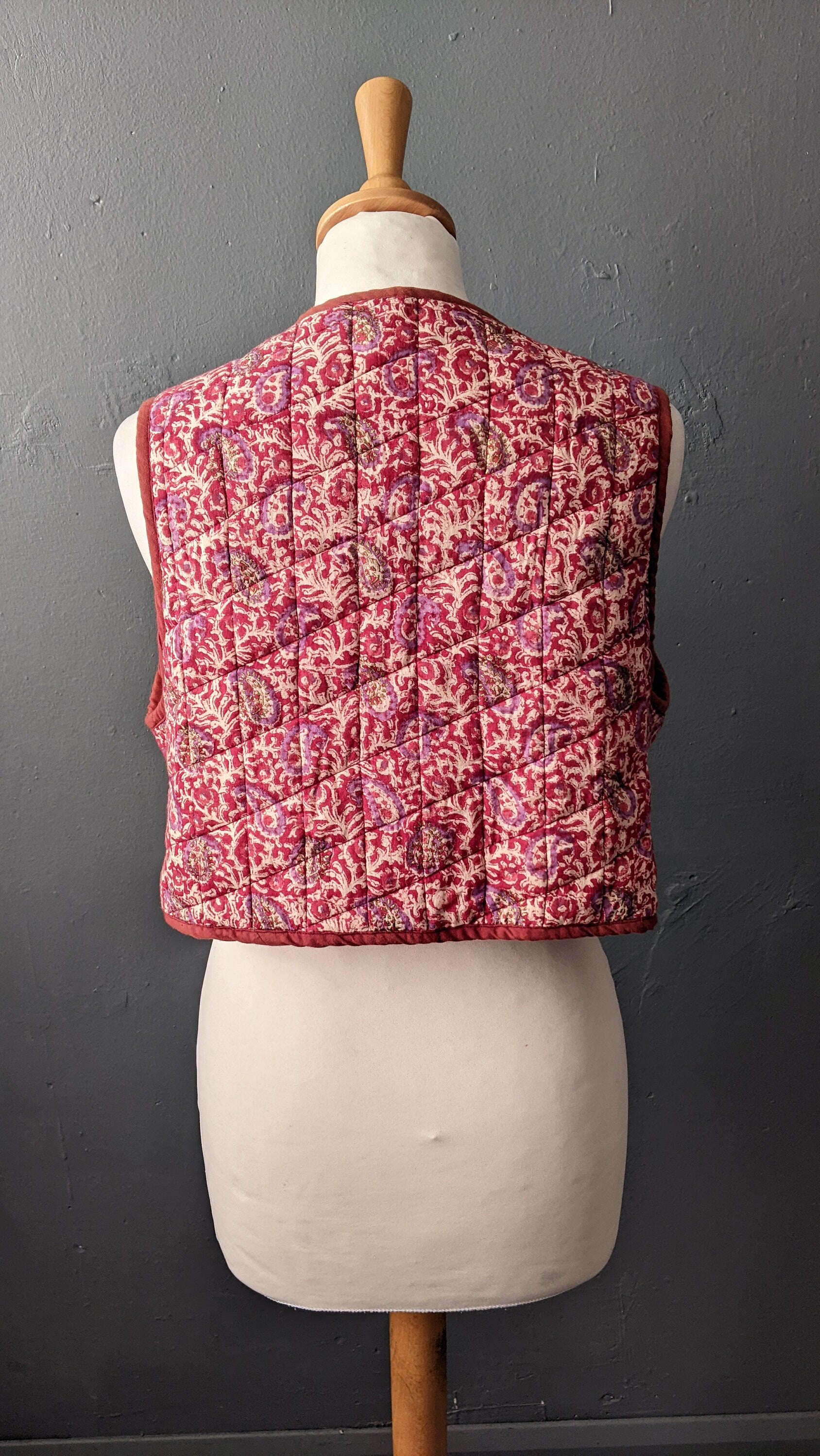 80s Quilted Paisley Gilet, Indian Style Short Bodywarmer Vest, Size Small Medium